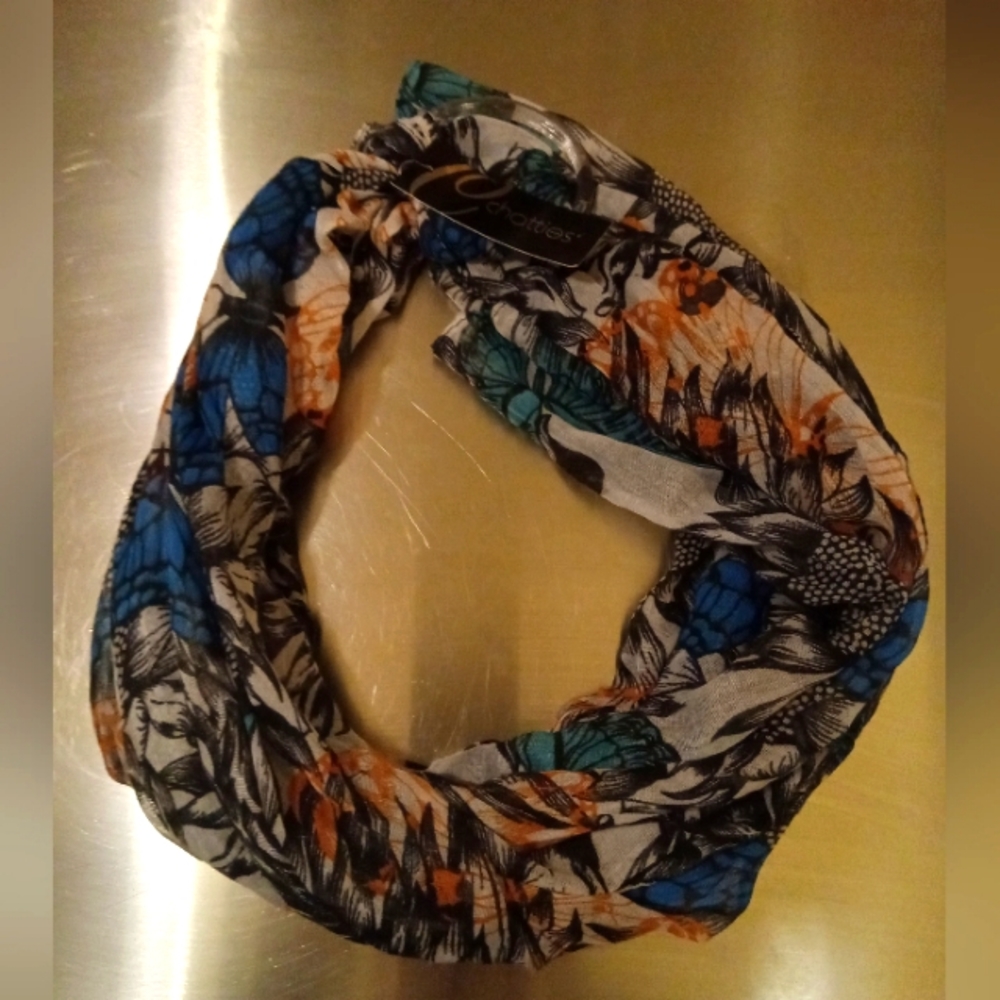 Chatties   Scarf